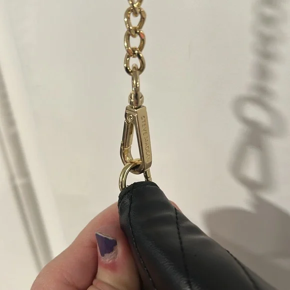 ⭐️SOLD⭐️
Steve Madden Black and Gold Crossbody - Picture 3 of 14